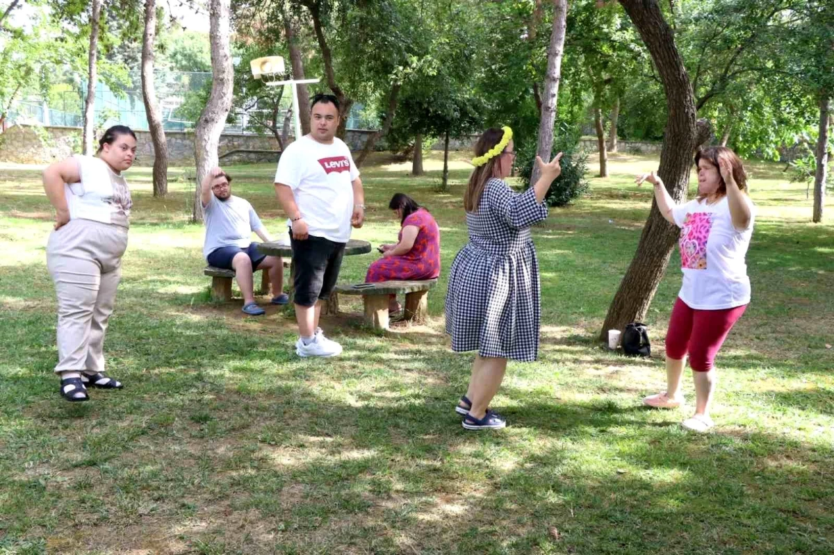 Kocaeli Büyükşehir Belediyesi Özel Çocuklara Yaz Kampı Düzenledi